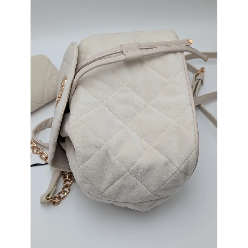 Juicy Couture Backpack‎ Women Small Cream Quilted Velvet Heart Logo Pouch NWT